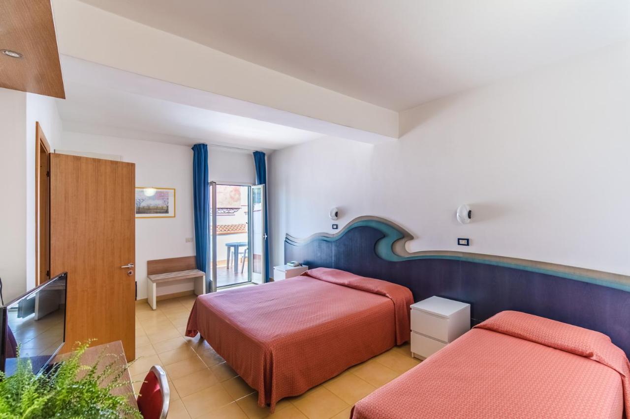 Hotel D'Amato Peschici Luaran gambar