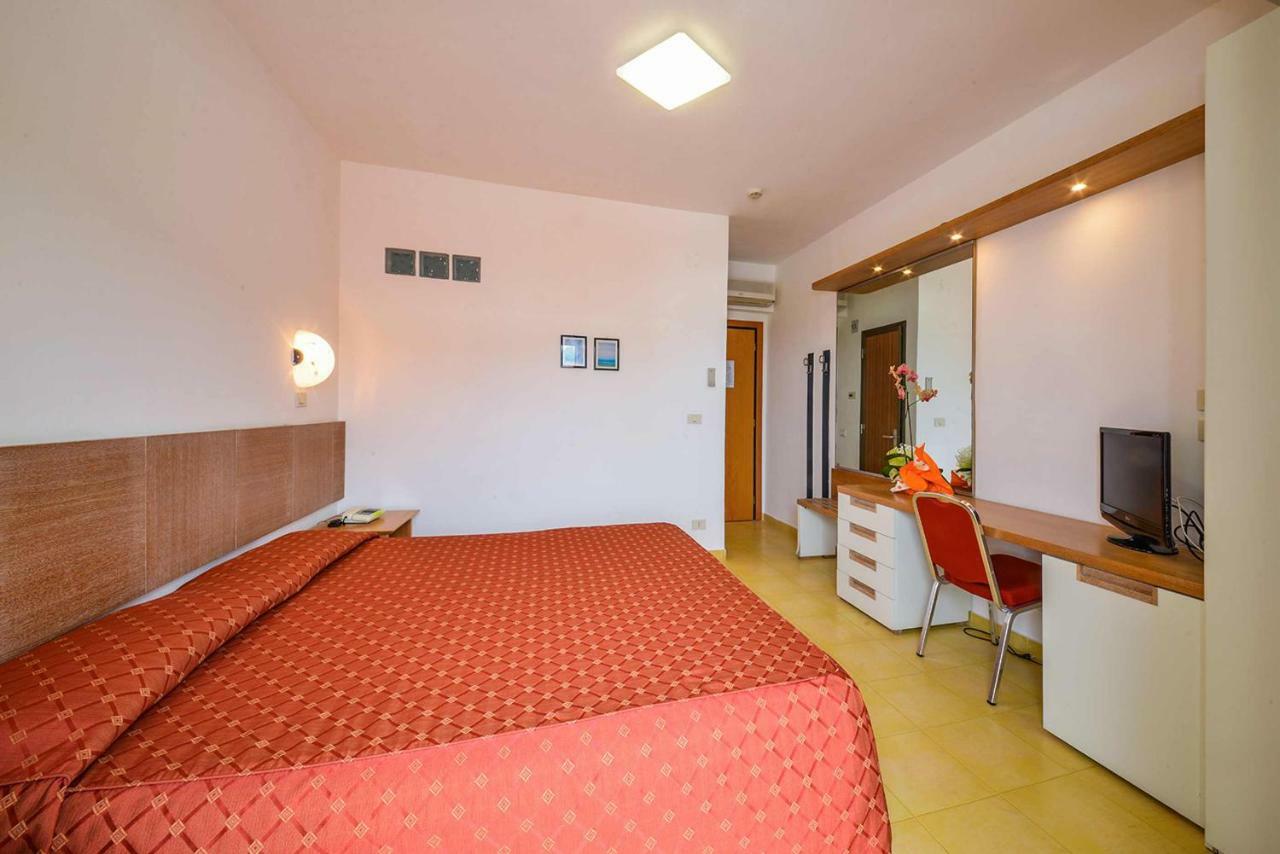 Hotel D'Amato Peschici Luaran gambar